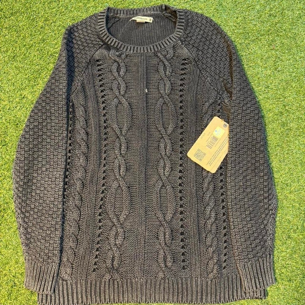 Grey cable knit sweater Size L